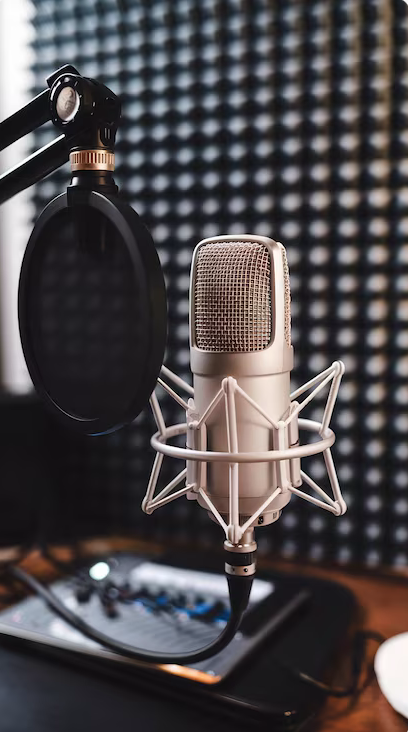 Professional Live Actor Voice Dubbing
